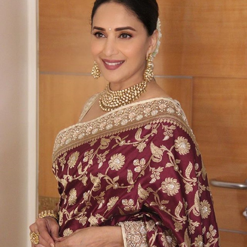 These 6 Amazing Outfits of Madhuri Dixit that are Perfect for Bride’s Mother
