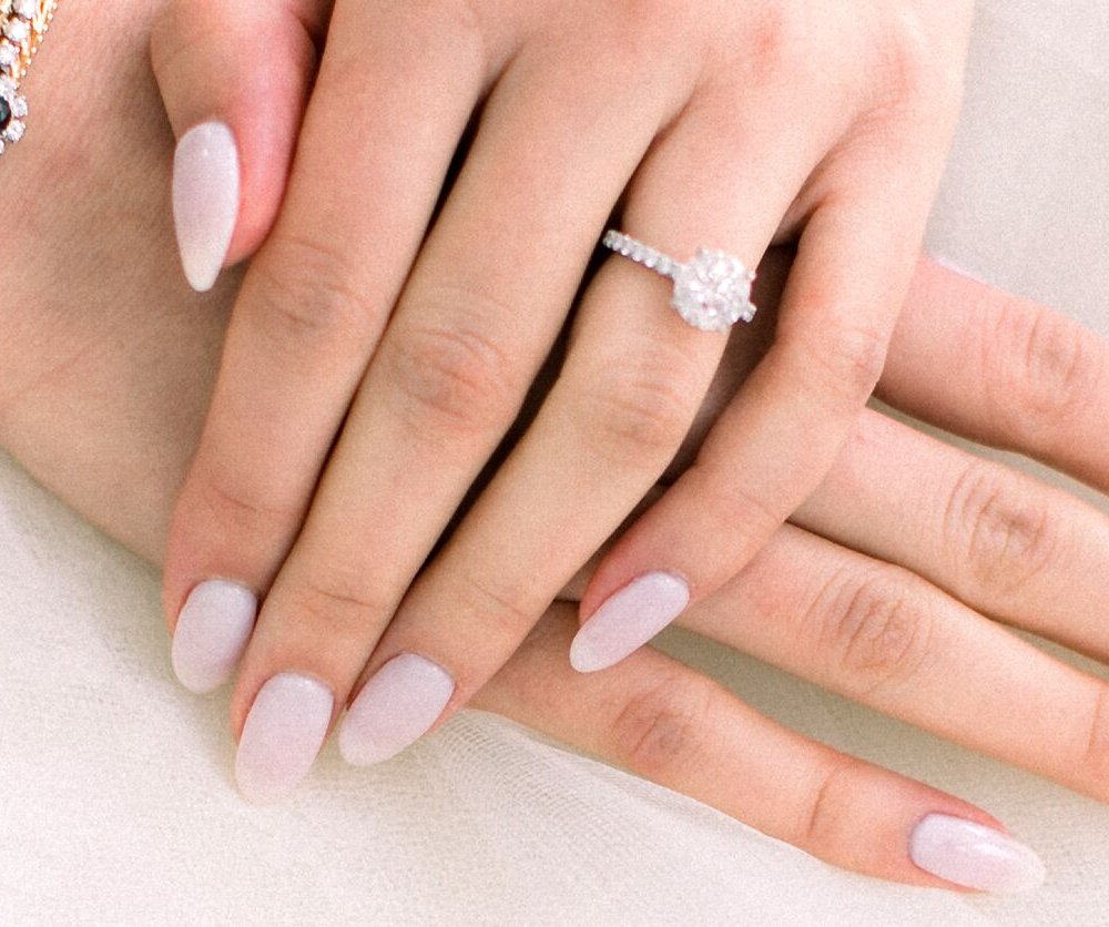 5 Ways of Home Manicure For Bride To Be